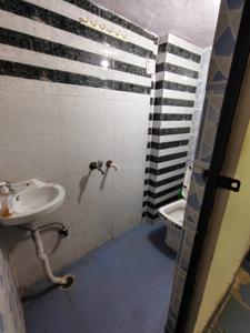 Image of 270 Sq.ft 1 BHK Builder Floor for rent in Mayur Vihar Phase 1, New Delhi for Rs. 16000