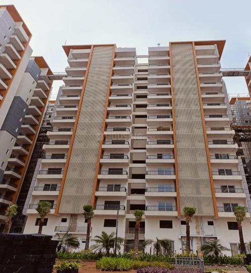 Hallmark Skyrena Main Image 1