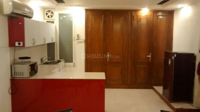Kitchen Image of 700 Sq.ft 1 BHK Builder Floor for rent in  RWA East Of Kailash SFS Flats, East Of Kailash New Delhi for Rs. 50000