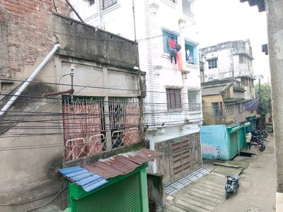 Bedroom One Image of 864 Sq.ft 2 BHK Apartment / Flat for sale in Kadam Tala Howrah for Rs. 3000000