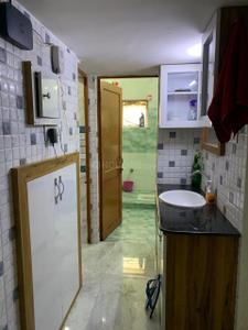 Kitchen Image of 1600 Sq.ft 2 BHK Apartment / Flat for rent in DDA Pocket F, Mayur Vihar II New Delhi for Rs. 40000