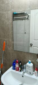 Bathroom Image of 900 Sq.ft 2 BHK Apartment / Flat for rent in Magarpatta River View City, Loni Kalbhor Pune for Rs. 24000