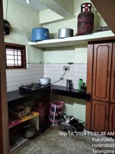 Kitchen Image of 950 Sq.ft 2.5 BHK Apartment / Flat for sale in Anusha Apartments, Kukatpally Hyderabad for Rs. 6800000