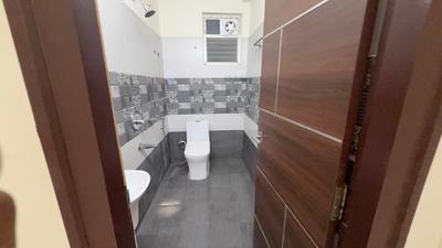 Image of 1322 Sq.ft 2 BHK Apartment / Flat for rent in Benz Circle, Vijayawada for Rs. 22400