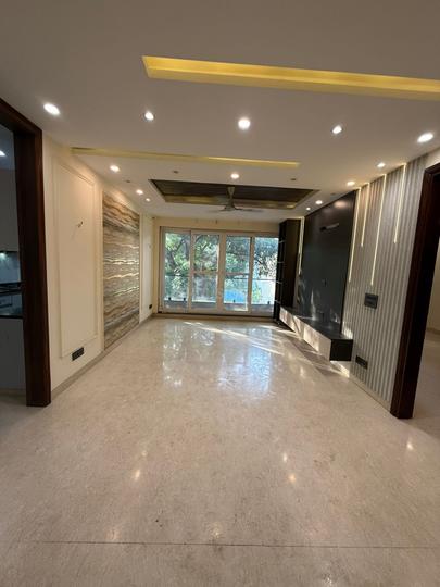 DLF Phase 4 Main Image 1