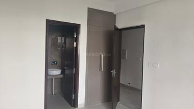 Bedroom Image of 2400 Sq.ft 4.5 BHK Apartment / Flat for rent in Uptown Skylla, PR7 Airport Road Zirakpur for Rs. 45000