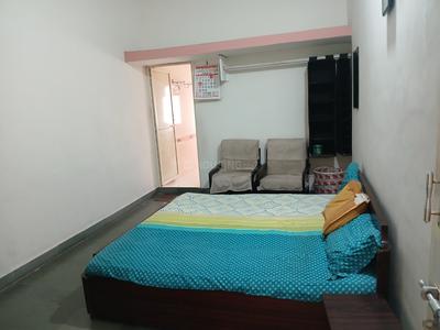 Bedroom Image of 400 Sq.ft 1 RK Independent House for rent in Akota Vadodara for Rs. 9000