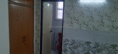 Bathroom Image of 1200 Sq.ft 3 BHK Builder Floor for rent in Sector 57 Gurgaon for Rs. 40000