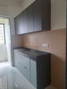 Kitchen Image of 1000 Sq.ft 2 BHK Apartment / Flat for rent in Runwal Sanctuary, Mulund West Mumbai for Rs. 65000