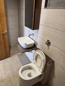 Bathroom Image of 1172 Sq.ft 3.5 BHK Apartment / Flat for rent in Malabar Exotica, Vaishno Devi Circle Ahmedabad for Rs. 43000