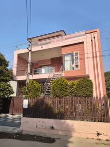 5 BHK Independent House