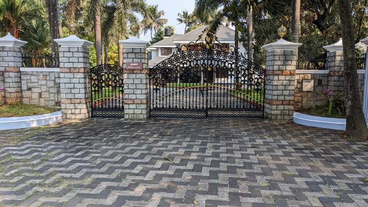 55cent and house for sale Main Image 1