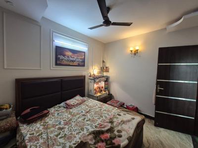 Bedroom Image of 1000 Sq.ft 3 BHK Builder Floor for sale in Ramesh Nagar New Delhi for Rs. 12500000