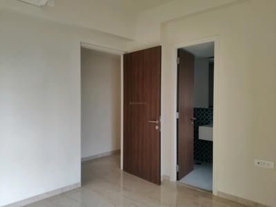 Bedroom Image of 950 Sq.ft 2 BHK Apartment / Flat for sale in Lodha Sterling, Thane West Thane for Rs. 17500000