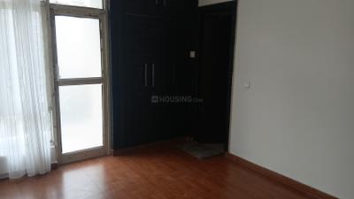 Bedroom Image of 1400 Sq.ft 2.5 BHK Apartment / Flat for sale in Kingswood Court, Crossings Republik Ghaziabad for Rs. 10500000