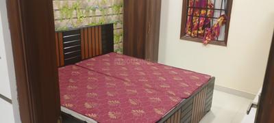 Bedroom Image of 945 Sq.ft 4 BHK Independent House for rent in Kushwaha Homes A, Uttam Nagar New Delhi for Rs. 40000