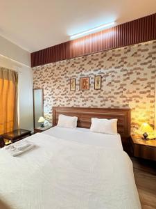 Bedroom Image of 435 Sq.ft 1 RK Studio for rent in Paramount Pine And Oak Studio, Surajpur Greater Noida for Rs. 15000