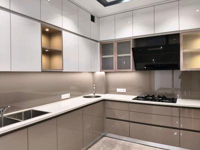 Kitchen Image of 2200 Sq.ft 3 BHK Builder Floor for sale in South City Floors 1, Sector 41 Gurgaon for Rs. 34900000