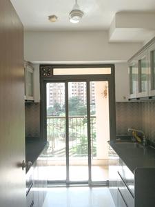 Kitchen Image of 900 Sq.ft 2 BHK Apartment / Flat for rent in Lodha Splendora Riverview, Kasarvadavali Thane for Rs. 28000