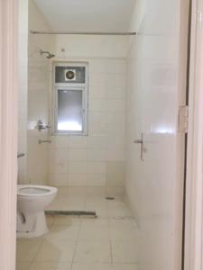 Common Bathroom Image of 1835 Sq.ft 3 BHK Apartment / Flat for rent in Jasana Princes Park, Sector 86 Faridabad for Rs. 25000
