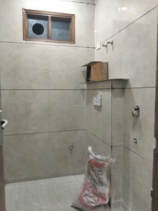 Common Bathroom Image of 1000 Sq.ft 4 BHK Builder Floor for sale in Sector 15 Rohini New Delhi for Rs. 11000000