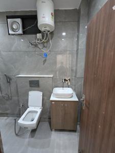 Bathroom Image of 500 Sq.ft 1 RK Builder Floor for rent in Tagore Garden Extension New Delhi for Rs. 13500