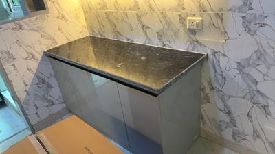 Kitchen Image of 1150 Sq.ft 3 BHK Apartment / Flat for rent in Gaurs Siddhartham, Siddharth Vihar Ghaziabad for Rs. 27000