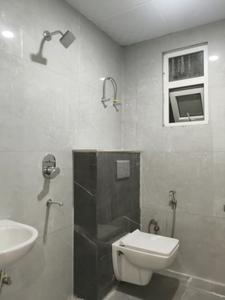 Common Bathroom Image of 1500 Sq.ft 3 BHK Apartment / Flat for sale in Vyom Residency, Noida Extension Greater Noida for Rs. 6000500