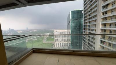 Balcony Image of 2105 Sq.ft 3 BHK Apartment / Flat for rent in Supertech Supernova, Sector 94 Noida for Rs. 72000