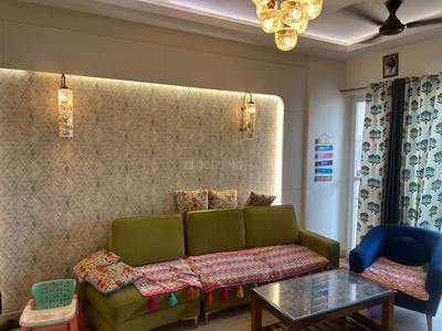 Living Room Image of 1290 Sq.ft 2 BHK Apartment / Flat for sale in Mahagun Moderne, Sector 78 Noida for Rs. 19000000