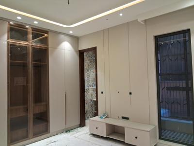Bedroom Image of 1650 Sq.ft 3 BHK Builder Floor for sale in Paschim Vihar New Delhi for Rs. 32500000