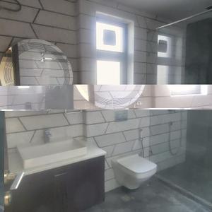 Bathroom Image of 1800 Sq.ft 3 BHK Builder Floor for sale in Kalkaji New Delhi for Rs. 57500000