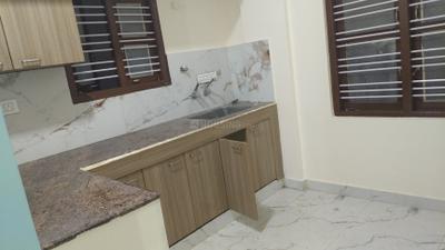 Kitchen Image of 1100 Sq.ft 3 BHK Independent House for rent in Ejipura Bengaluru for Rs. 38000