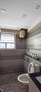 Bathroom Image of 1550 Sq.ft 3 BHK Apartment / Flat for rent in Sathamangalam Madurai for Rs. 45000