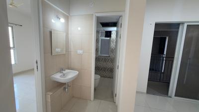 Image of 1080 Sq.ft 2 BHK Apartment / Flat for sale in Godrej Hill Retreat, Mahalunge, Pune for Rs. 8750000
