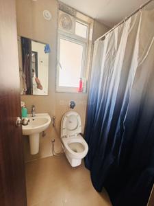 Bathroom Image of 600 Sq.ft 1.5 BHK Apartment / Flat for sale in Runwal Forests, Kanjurmarg West Mumbai for Rs. 14000000