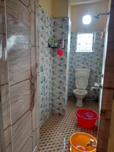 Bathroom Image of 510 Sq.ft 1 BHK Apartment / Flat for sale in Tangra Kolkata for Rs. 2100000