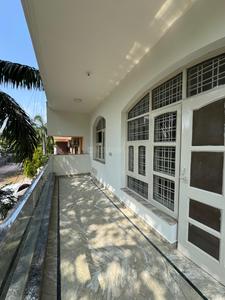 Balcony Image of 1700 Sq.ft 4 BHK Independent House for rent in Ansal C1 - Block, Palam Vihar Gurgaon for Rs. 43000