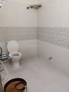 Bathroom Image of 1400 Sq.ft 3 BHK Apartment / Flat for rent in Nampally Hyderabad for Rs. 31000