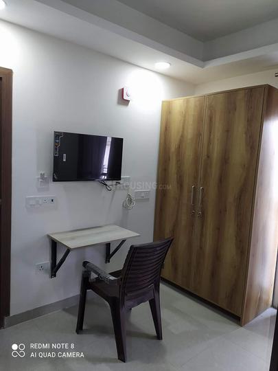Sector 32 Bedroom 1