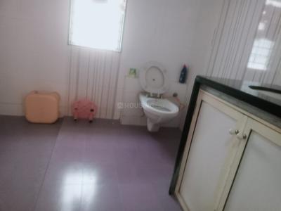 Bathroom Image of 1500 Sq.ft 3 BHK Villa for rent in Diwalipura Vadodara for Rs. 24500