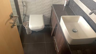 Image of 1970 Sq.ft 4 BHK Apartment / Flat for sale in Kumud Apartment, Khar West, Mumbai for Rs. 110000000