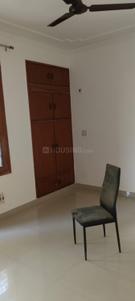 Bedroom Image of 2000 Sq.ft 3.5 BHK Apartment / Flat for rent in Purvanchal Sanchar Vihar, Sector 62 Noida for Rs. 40000