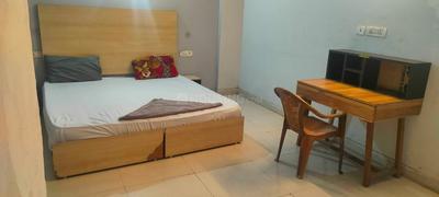 Bedroom Image of Shivay pg in Sector 71, Noida
