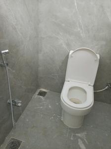 Common Bathroom Image of 800 Sq.ft 1 BHK Apartment / Flat for rent in Ameerpet Hyderabad for Rs. 12350