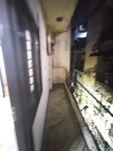 Balcony Image of 950 Sq.ft 2 BHK Builder Floor for rent in Ramesh Nagar New Delhi for Rs. 24000