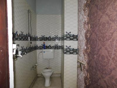 Bathroom Image of 900 Sq.ft 3 BHK Independent House for sale in Achheja Greater Noida for Rs. 5500000