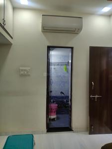 Bedroom Image of 609 Sq.ft 1 BHK Apartment / Flat for rent in Shahibaug Ahmedabad for Rs. 15000