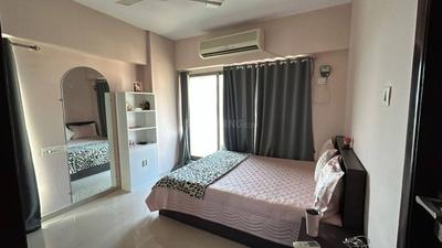 Bedroom Image of 1000 Sq.ft 3 BHK Apartment / Flat for rent in Lashkaria Empress, Andheri West Mumbai for Rs. 95000