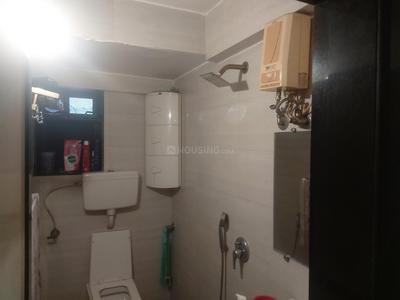 Bathroom Image of 950 Sq.ft 2 BHK Apartment / Flat for sale in Vasant Vihar Complax, Thane West Thane for Rs. 17500000
